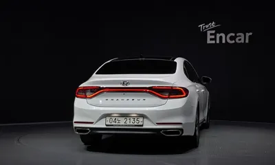 Hyundai Grandeur 2019, 78743 км, за 11506.2 USD