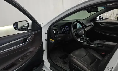 Hyundai Grandeur 2019, 78743 км, за 11506.2 USD - фото 10