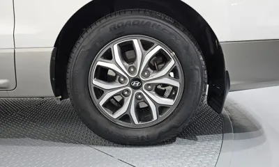Hyundai Starex 2021, 56361 км, за 15526.92 USD