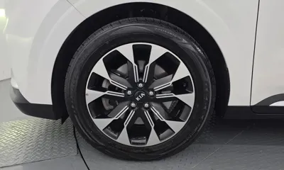 Kia Canival 2021, 236150 км, за 12012.6 USD
