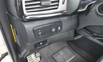 Kia Niro 2018, 90190 км, за 7166.13 USD - фото 16