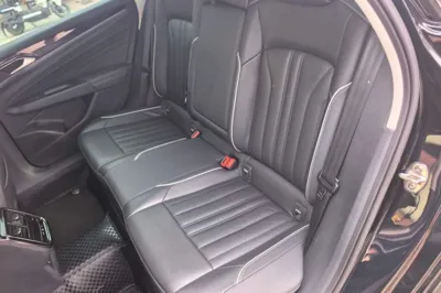 Volkswagen Passat 2023, 55500 км, за 18852 USD - фото 14
