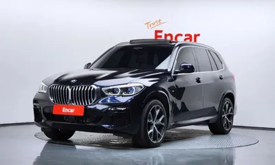 BMW X5 · 2022 год