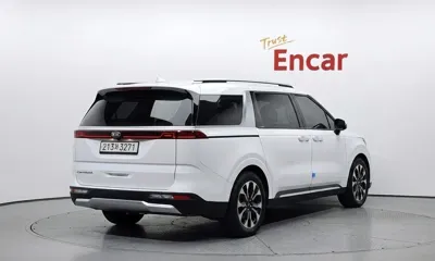 Kia Canival 2021, 124503 км, за 14246.69 USD