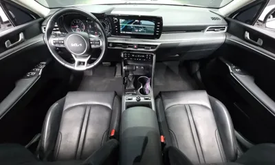 Kia K5 2023, 117393 км, за 12353.64 USD - фото 7