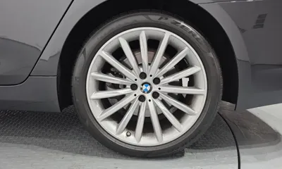 BMW 5-Series 2023, 18449 км, за 34027.09 USD
