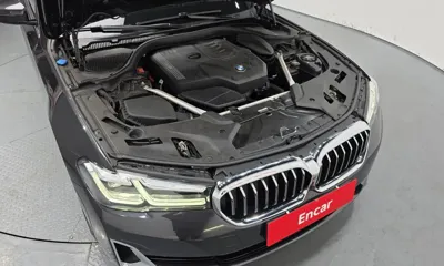 BMW 5-Series 2023, 18449 км, за 34027.09 USD - фото 6