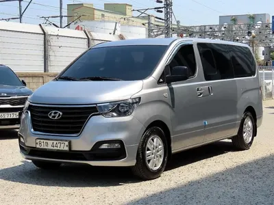 Hyundai Starex 2019, 128790 км, за 8066.62 USD
