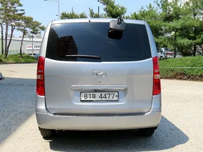 Hyundai Starex 2019, 128790 км, за 8066.62 USD