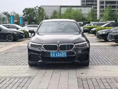 BMW 5 Series 2020, 93000 км, за 23513.38 USD