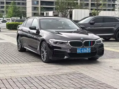BMW 5 Series 2020, 93000 км, за 23513.38 USD