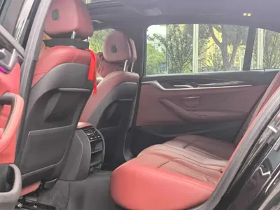 BMW 5 Series 2020, 93000 км, за 23513.38 USD