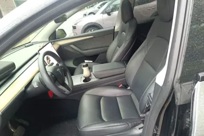 Tesla Model Y 2021, 69800 км, за 27492 USD - фото 14