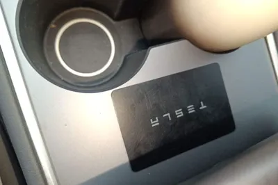 Tesla Model Y 2021, 69800 км, за 27492 USD - фото 17