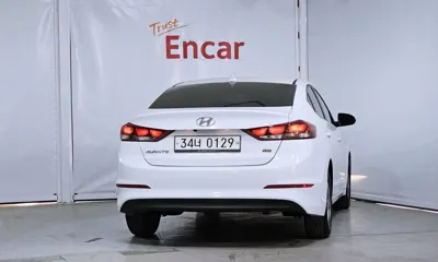 Hyundai Avante 2017, 141382 км, за 3900.06 USD