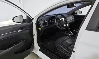 Hyundai Avante 2017, 141382 км, за 3900.06 USD - фото 10
