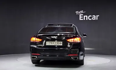 Hyundai Genesis 2015, 176131 км, за 6058.64 USD