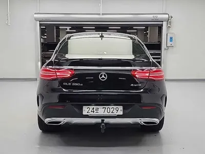 Mercedes-Benz GLE-Class 2018, 149863 км, за 19860.64 USD