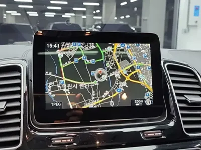 Mercedes-Benz GLE-Class 2018, 149863 км, за 19860.64 USD - фото 15