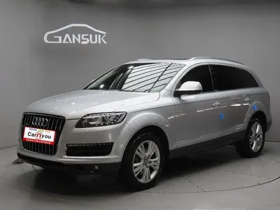 Audi Q7 · 2010 год