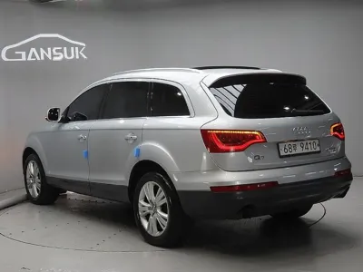 Audi Q7 2010, 190423 км, за 3832.18 USD