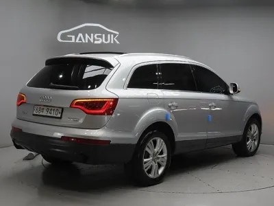 Audi Q7 2010, 190423 км, за 3832.18 USD