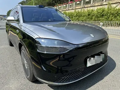 AITO 问界 AITO M9 2025, 6000 км, за 64072.54 USD