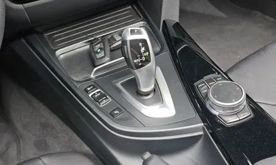 BMW 3-Series 2018, 98826 км, за 13022.81 USD - фото 9