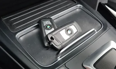 BMW 3-Series 2018, 98826 км, за 13022.81 USD - фото 28