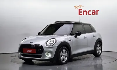 MINI Cooper · 2015 год