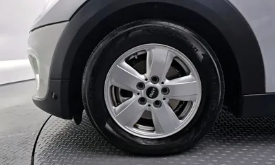 MINI Cooper 2015, 91339 км, за 5248.29 USD