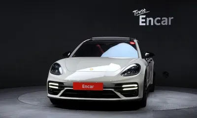 Porsche Panamera 2023, 49366 км, за 100760.54 USD