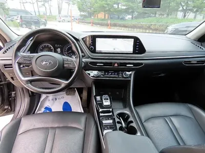 Hyundai Sonata 2022, 118054 км, за 9518.18 USD - фото 7