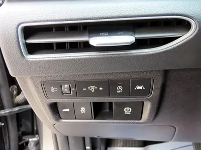 Hyundai Sonata 2022, 118054 км, за 9518.18 USD - фото 12
