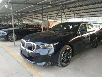 BMW 5 Series · 2026 год