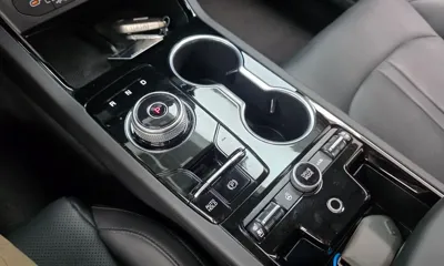 Kia K5 2024, 34490 км, за 18136.9 USD - фото 9