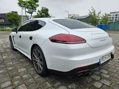 Porsche Panamera 2016, 163400 км, за 14107.31 USD - фото 8