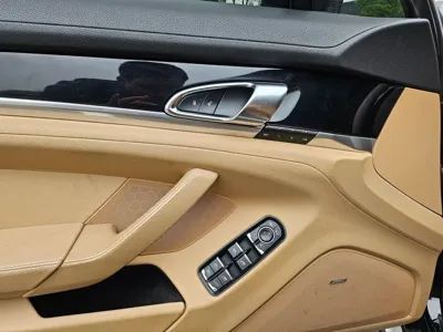 Porsche Panamera 2016, 163400 км, за 14107.31 USD - фото 11