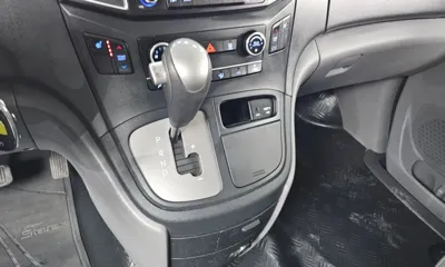 Hyundai Starex 2016, 121204 км, за 6557.7 USD - фото 9