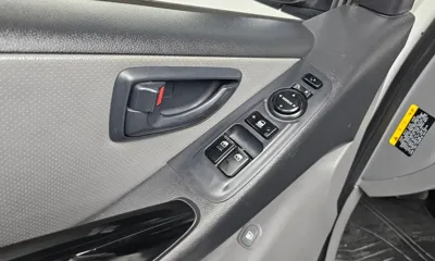 Hyundai Starex 2016, 121204 км, за 6557.7 USD - фото 17