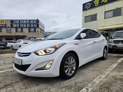 Hyundai Avante · 2014 год