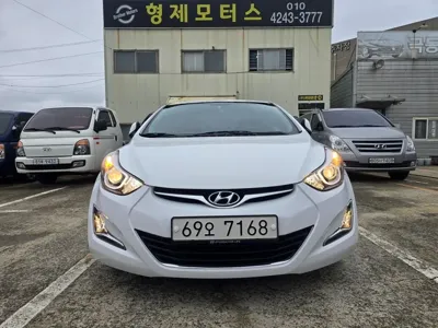 Hyundai Avante 2014, 91653 км, за 3907.28 USD