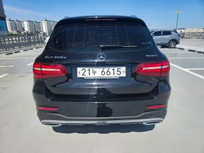Mercedes-Benz GLC-Class 2018, 92850 км, за 17649.4 USD