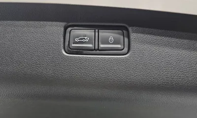Genesis GV70 2024, 21588 км, за 31729.27 USD - фото 32