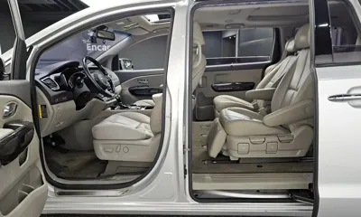 Kia Canival 2016, 212989 км, за 5942.63 USD - фото 10