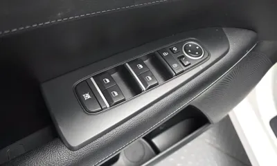 Kia K3 2019, 65807 км, за 8008.4 USD - фото 27