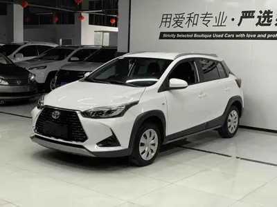 Toyota Yaris L · 2022 год