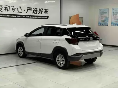 Toyota Yaris L 2022, 29000 км, за 9681.98 USD - фото 6