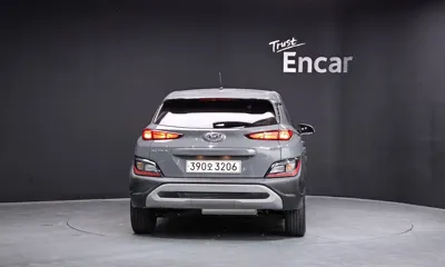 Hyundai Kona 2021, 92641 км, за 8704.41 USD