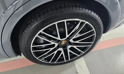 Porsche Cayenne 2024, 39500 км, за 95187.8 USD - фото 9
